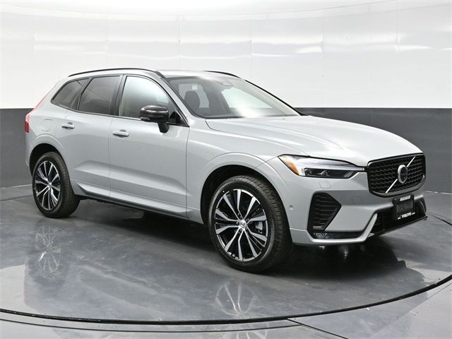 2025 Volvo XC60 Plus