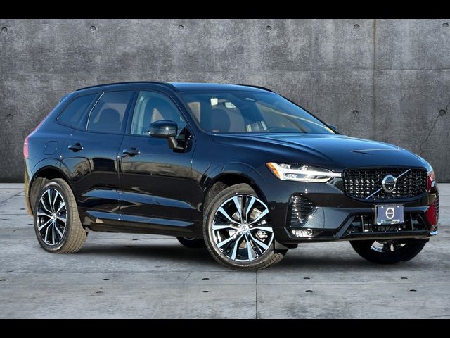 2025 Volvo XC60 Plus