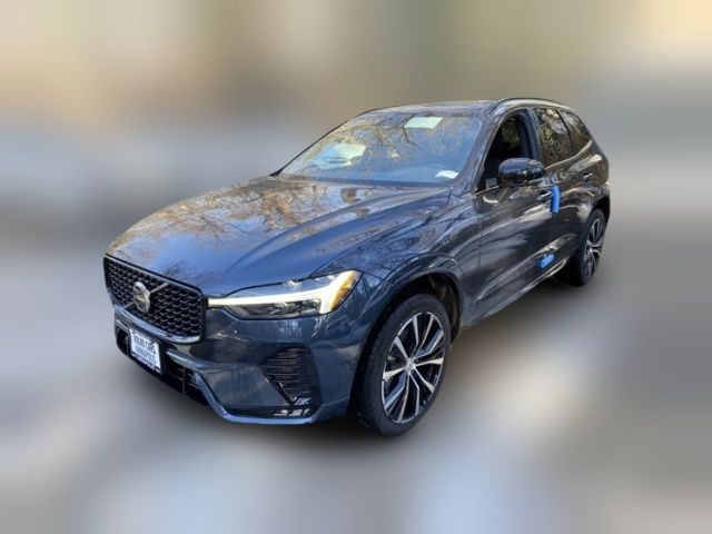 2025 Volvo XC60 Plus