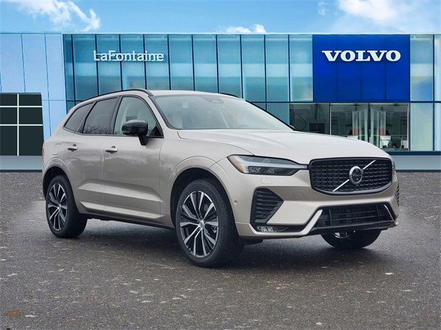 2025 Volvo XC60 Plus