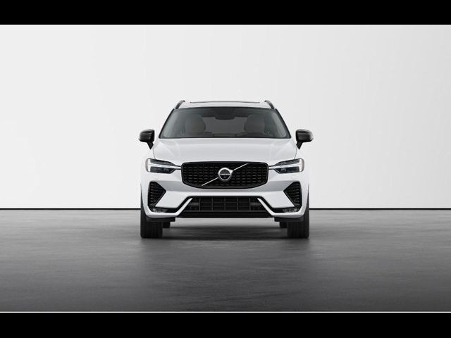 2025 Volvo XC60 Plus