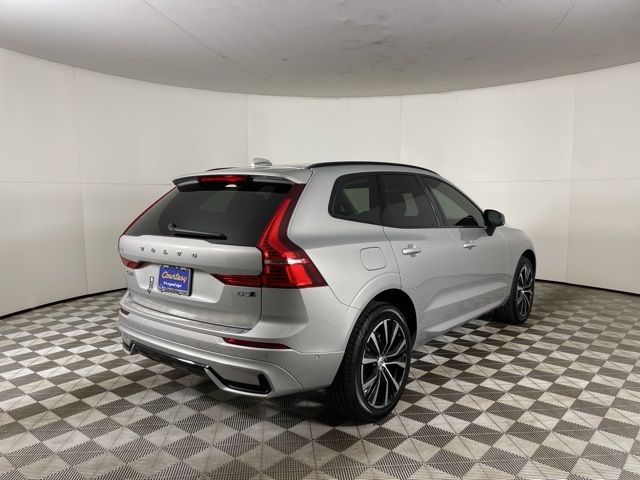 2025 Volvo XC60 Plus