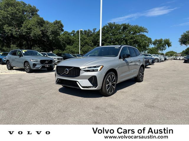 2025 Volvo XC60 Plus