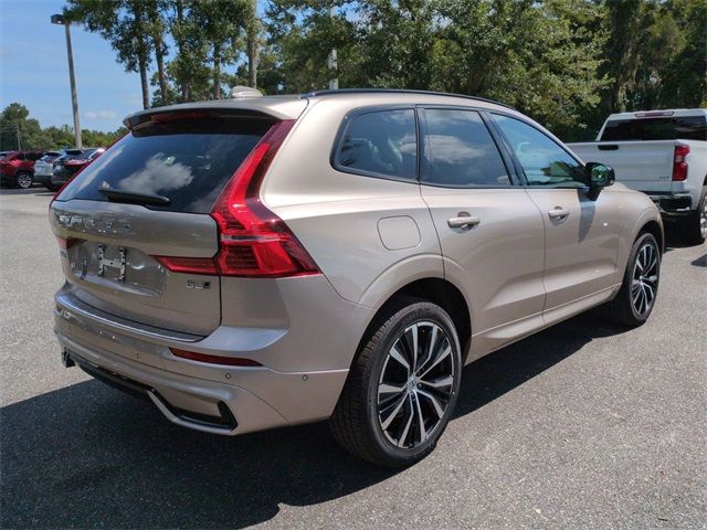 2025 Volvo XC60 Plus