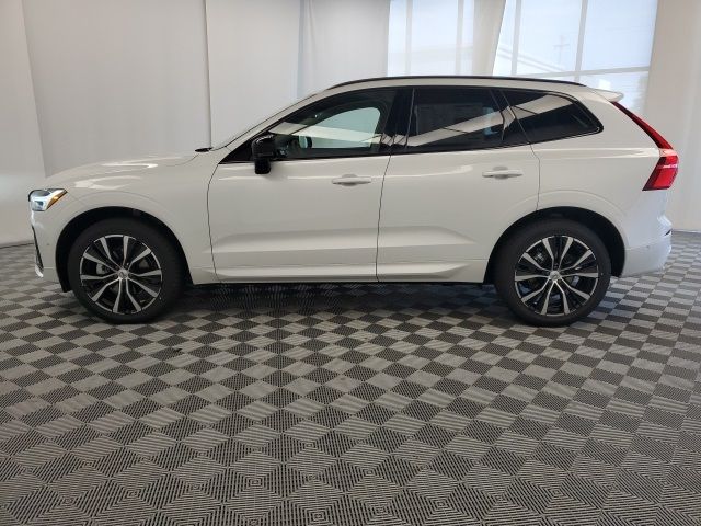 2025 Volvo XC60 Plus