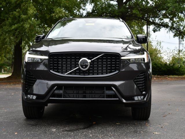 2025 Volvo XC60 Plus