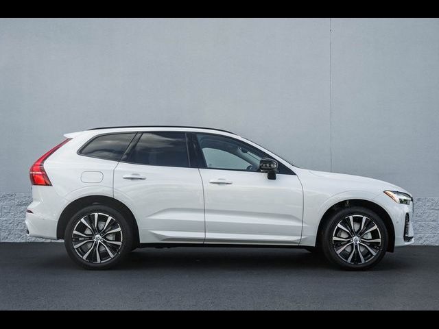 2025 Volvo XC60 Plus