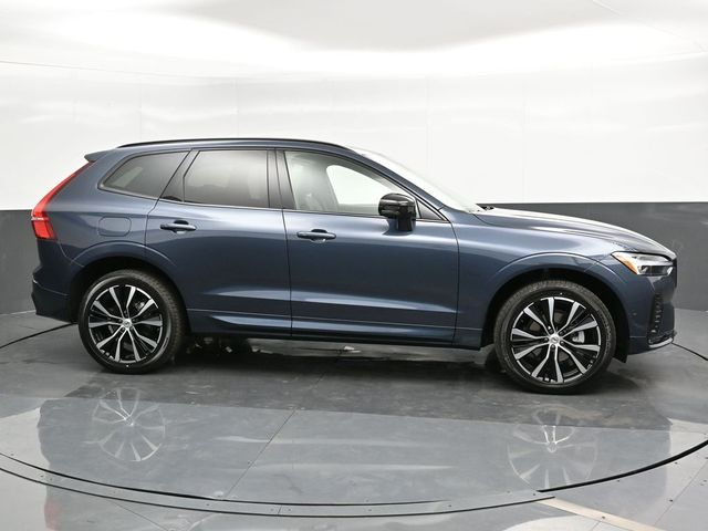 2025 Volvo XC60 Plus