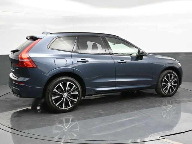 2025 Volvo XC60 Plus