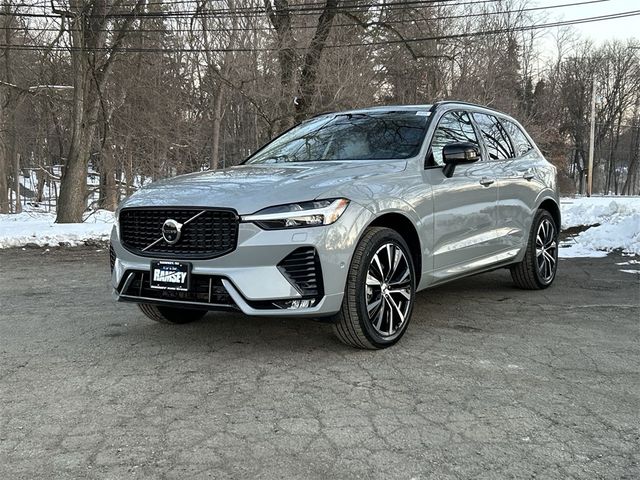 2025 Volvo XC60 Plus