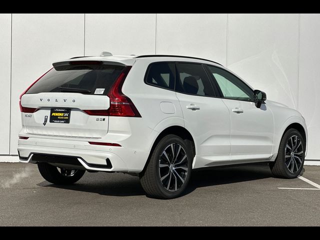 2025 Volvo XC60 Plus