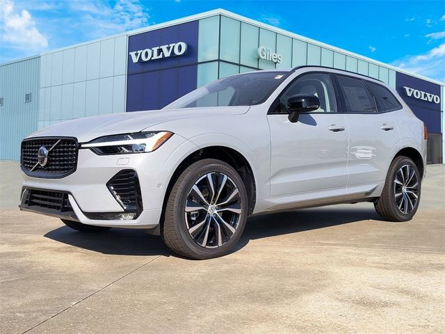 2025 Volvo XC60 Plus