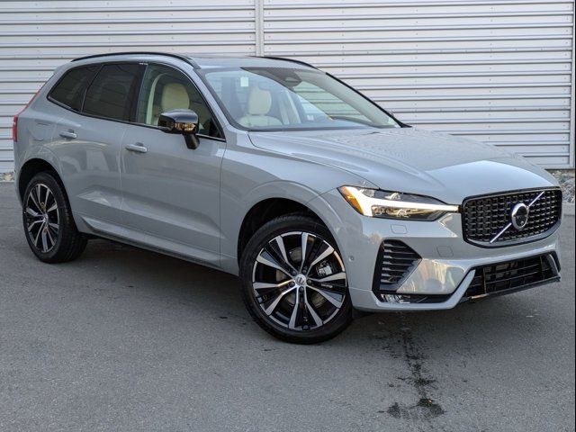 2025 Volvo XC60 Plus