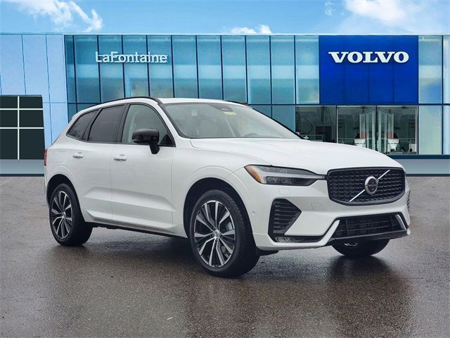 2025 Volvo XC60 Plus