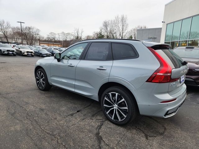 2025 Volvo XC60 Plus