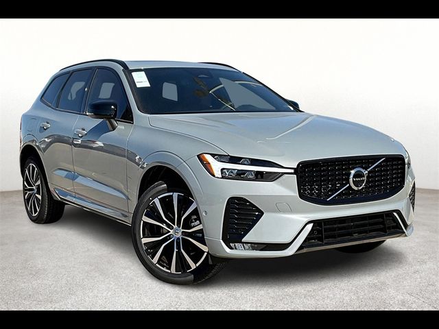 2025 Volvo XC60 Plus