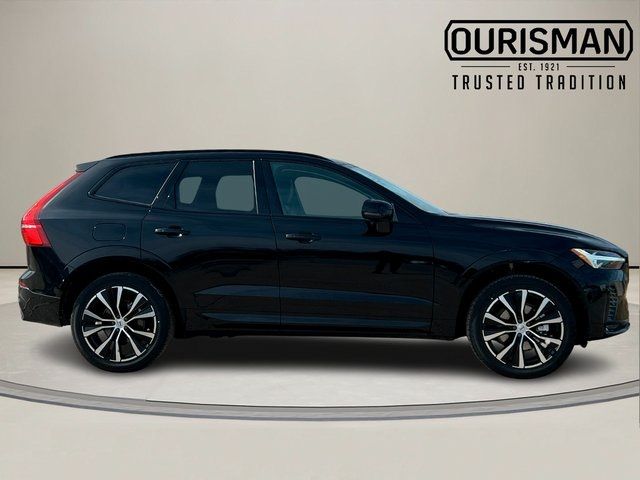 2025 Volvo XC60 Plus