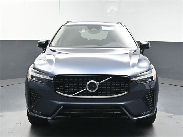 2025 Volvo XC60 Plus