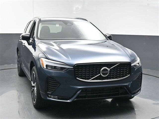 2025 Volvo XC60 Plus