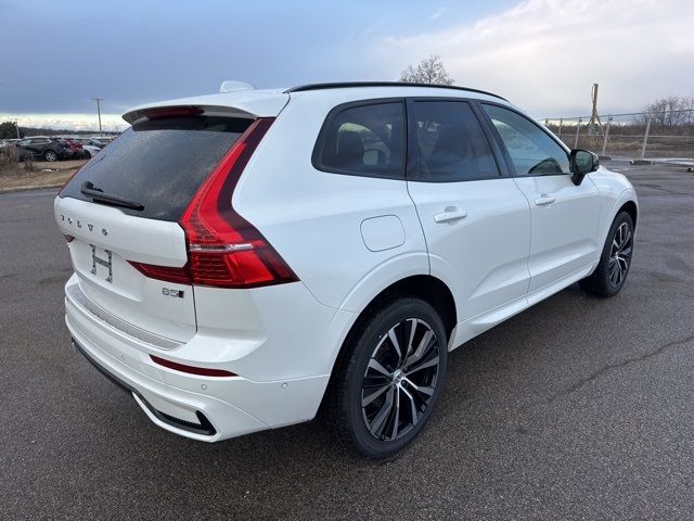 2025 Volvo XC60 Plus