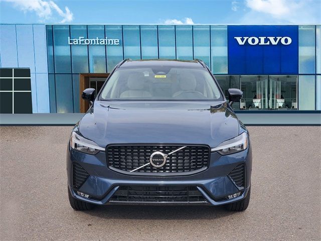 2025 Volvo XC60 Plus