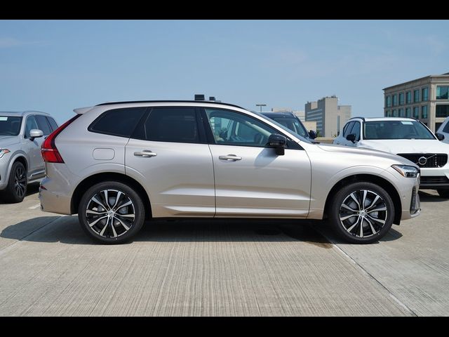 2025 Volvo XC60 Plus