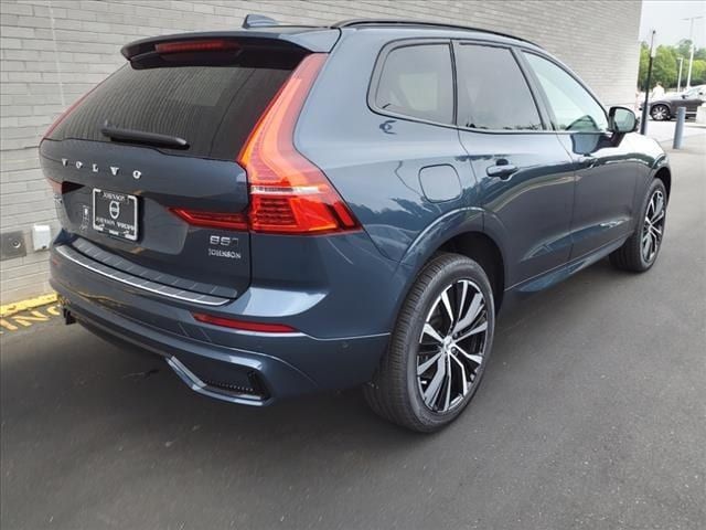 2025 Volvo XC60 Plus