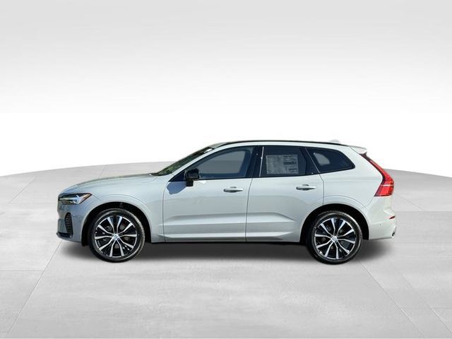 2025 Volvo XC60 Plus