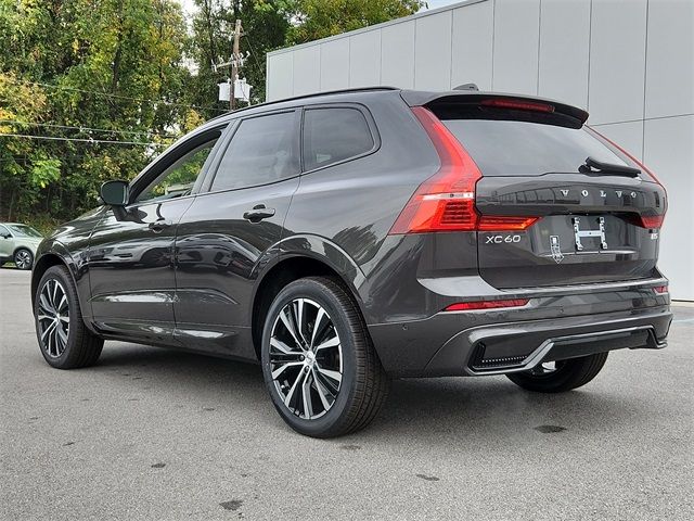 2025 Volvo XC60 Plus