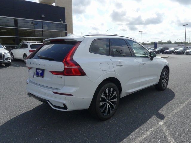 2025 Volvo XC60 Plus