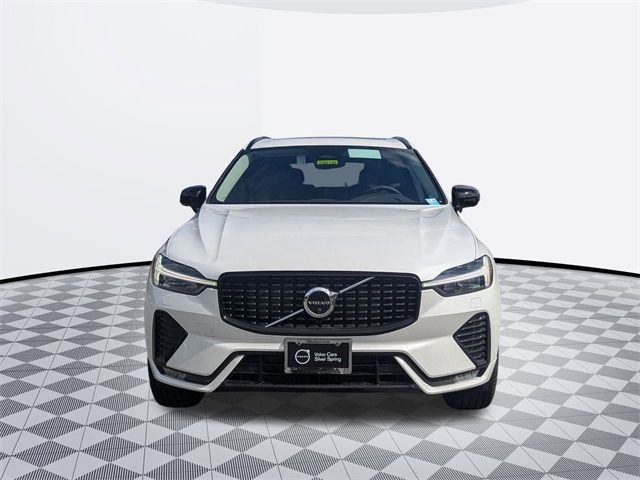 2025 Volvo XC60 Plus