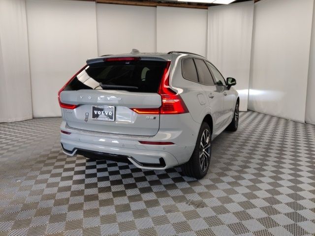 2025 Volvo XC60 Plus