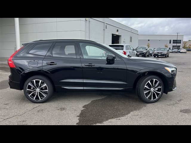 2025 Volvo XC60 Plus