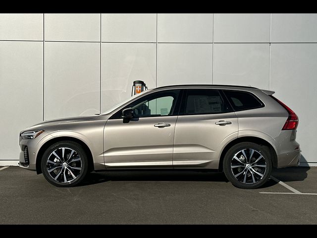 2025 Volvo XC60 Plus