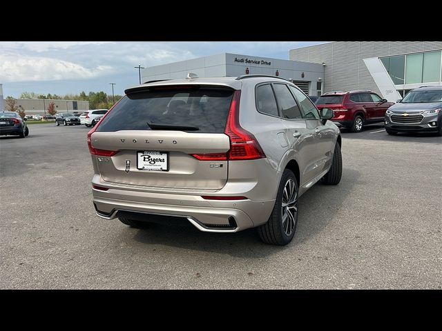 2025 Volvo XC60 Plus