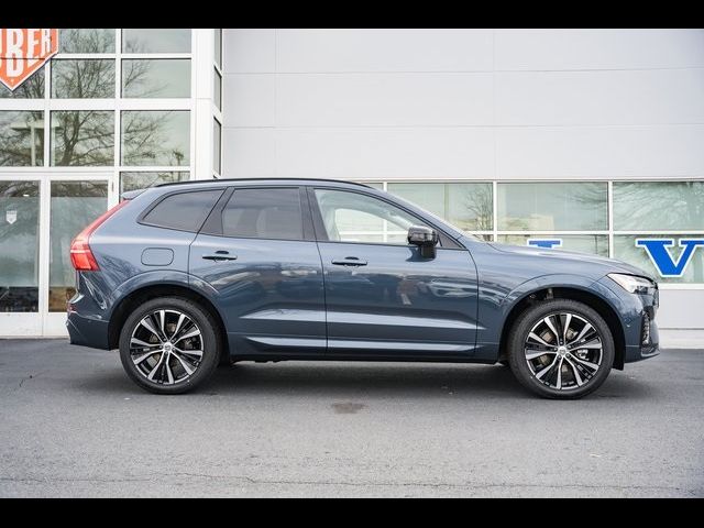 2025 Volvo XC60 Plus