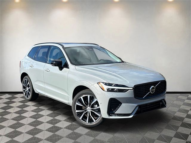 2025 Volvo XC60 Plus