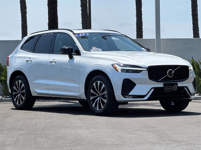 2025 Volvo XC60 Plus