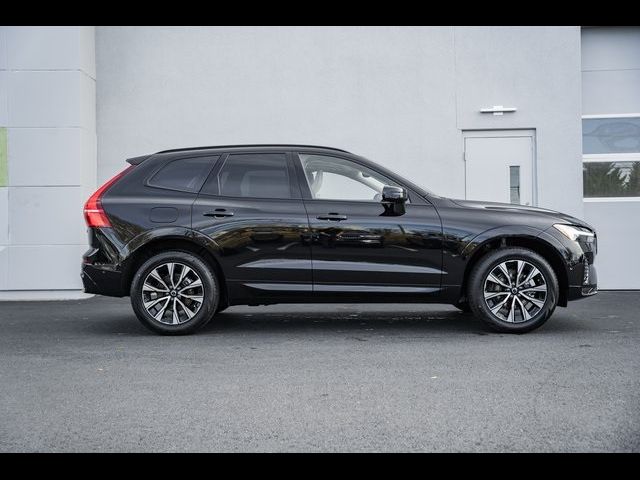 2025 Volvo XC60 Plus