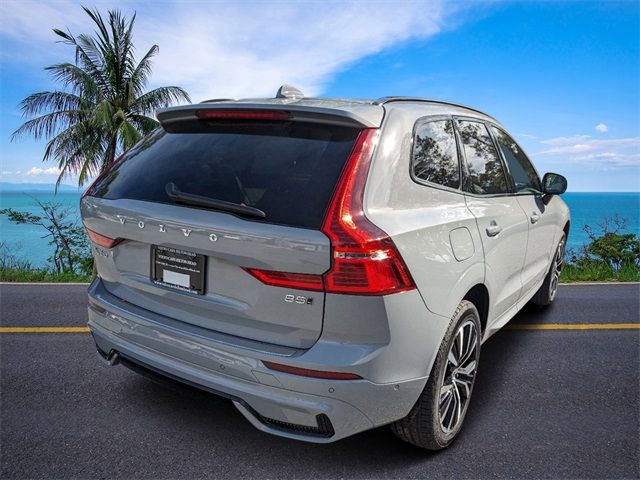 2025 Volvo XC60 Plus