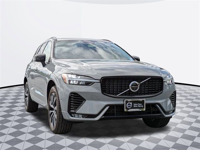 2025 Volvo XC60 Plus