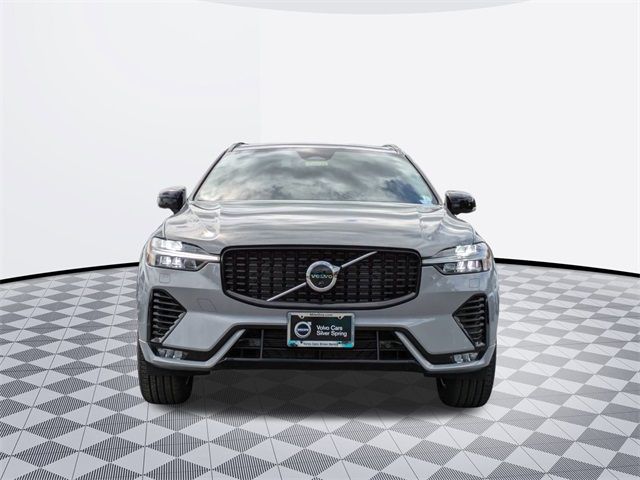 2025 Volvo XC60 Plus