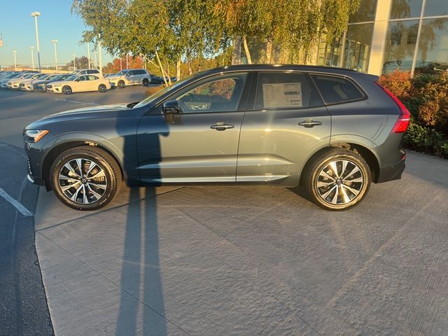 2025 Volvo XC60 Plus