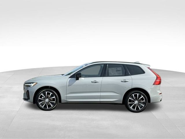 2025 Volvo XC60 Plus