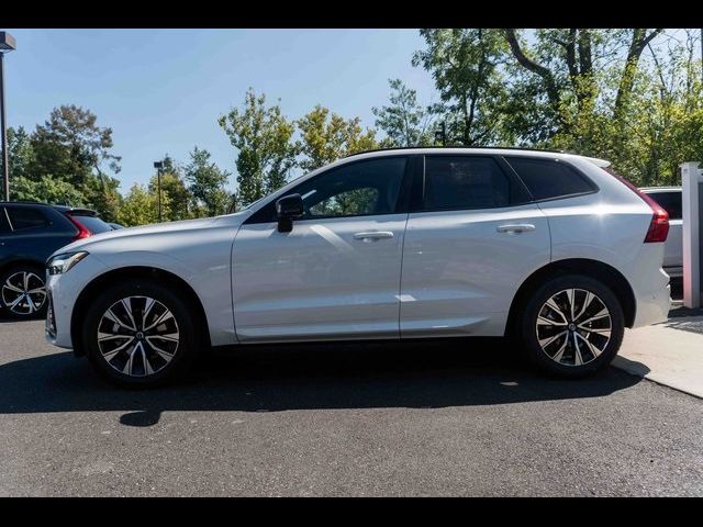 2025 Volvo XC60 Plus