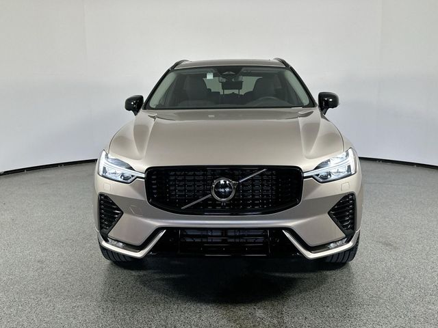 2025 Volvo XC60 Plus