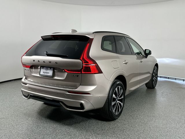 2025 Volvo XC60 Plus