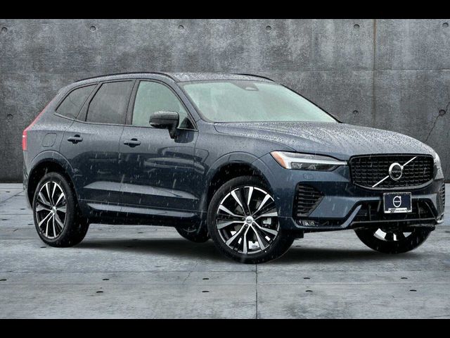 2025 Volvo XC60 Plus