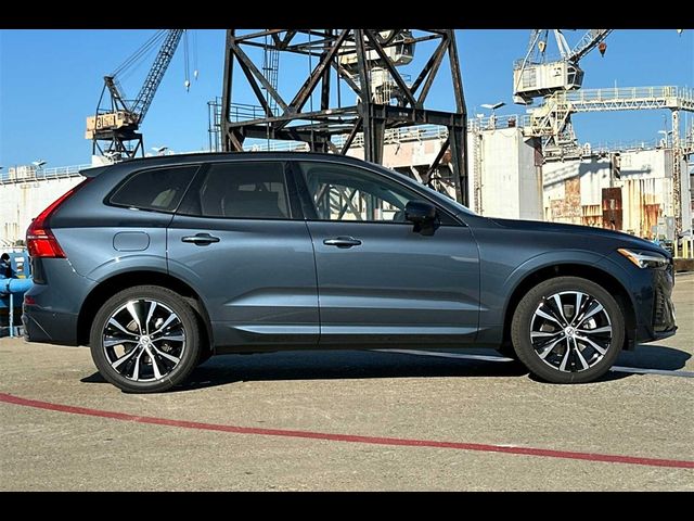 2025 Volvo XC60 Plus