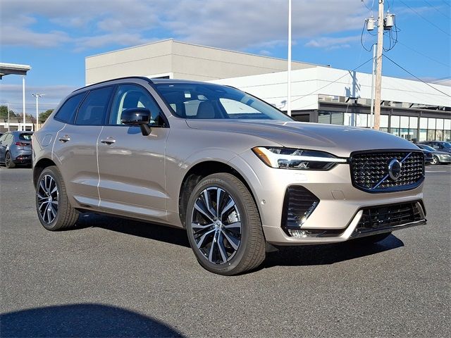 2025 Volvo XC60 Plus